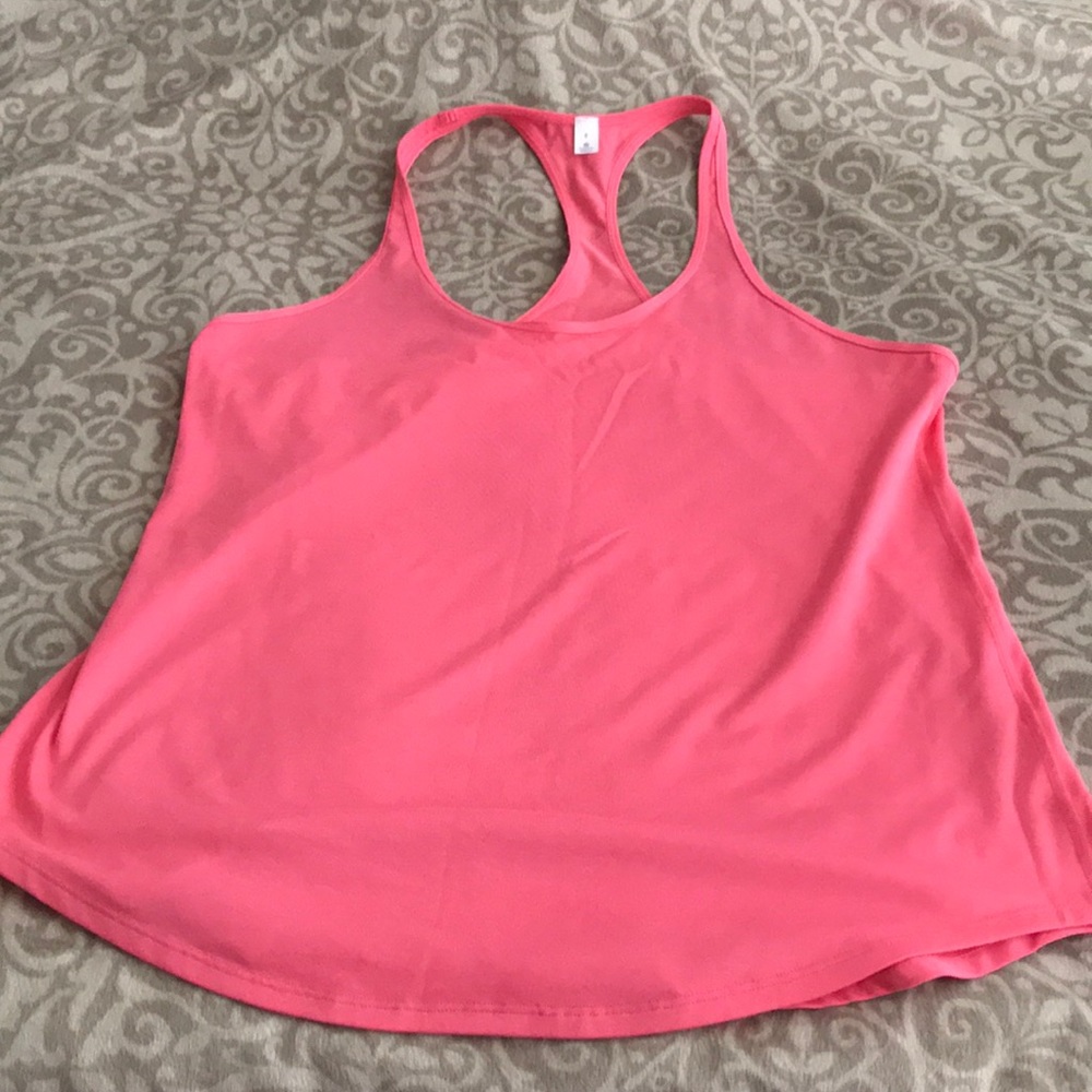 Lululemon pink tank, size 8